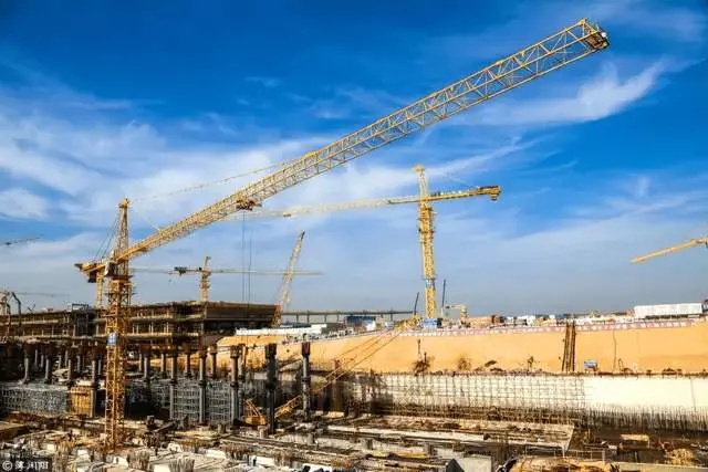 智慧工地?zé)o線自組網(wǎng)通信方案，如何推進(jìn)城鎮(zhèn)建設(shè)數(shù)字化轉(zhuǎn)型？
